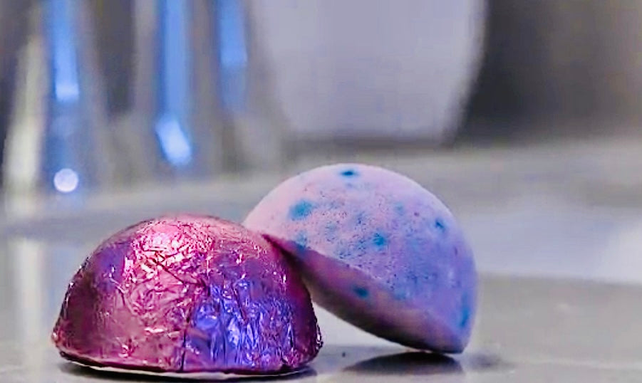 Relaxing rose shower steamers & himalayan salt massage "stone" gift set. Now available in assorted scents!!